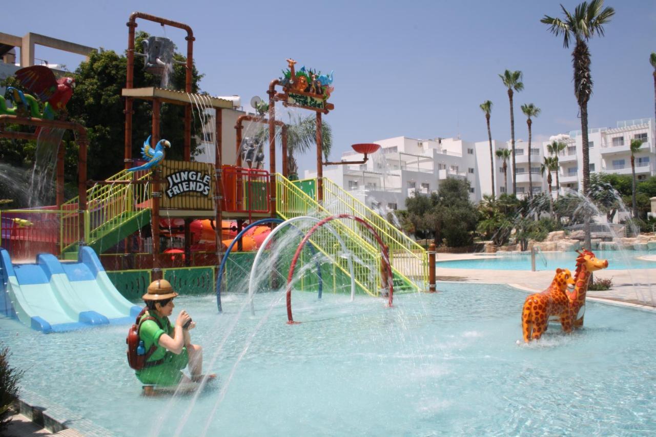 Mayfair Gardens Paphos Eksteriør bilde