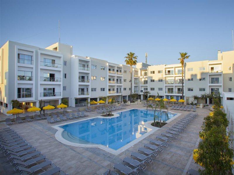 Mayfair Gardens Paphos Eksteriør bilde