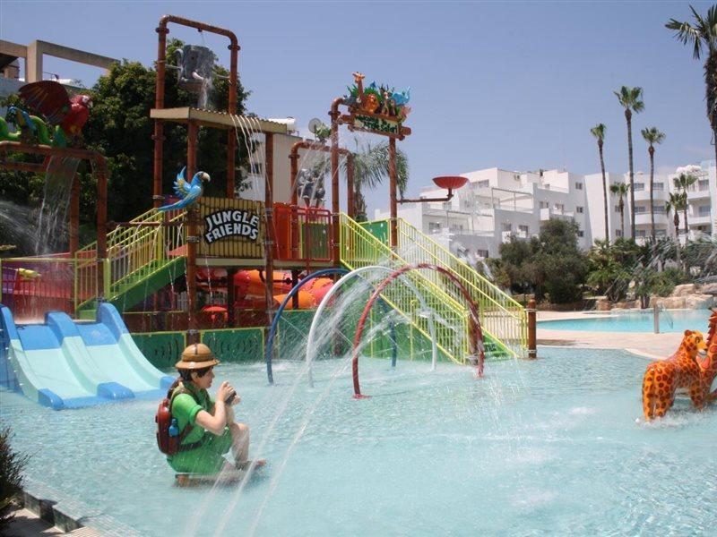 Mayfair Gardens Paphos Eksteriør bilde