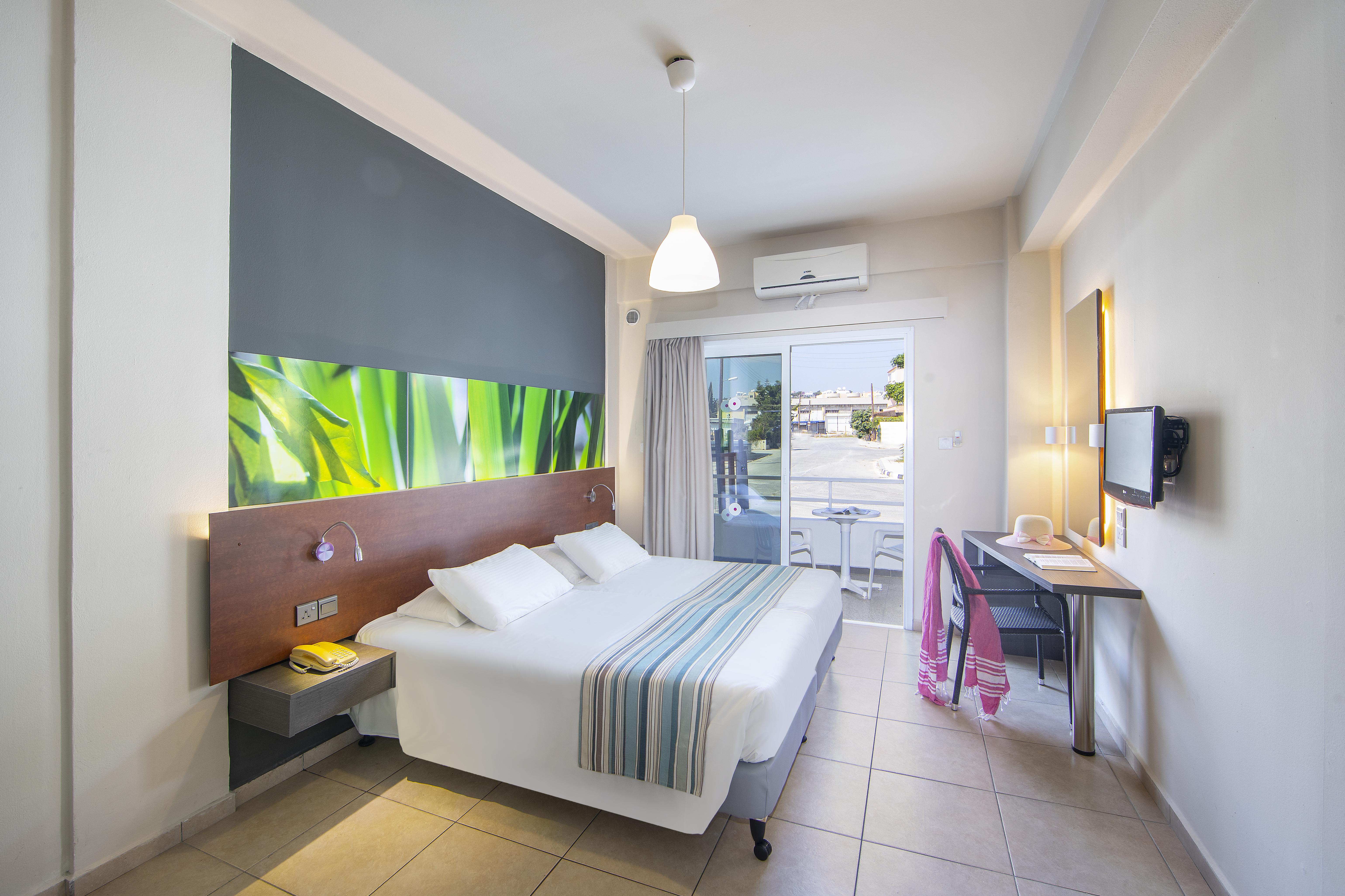 Mayfair Gardens Paphos Eksteriør bilde