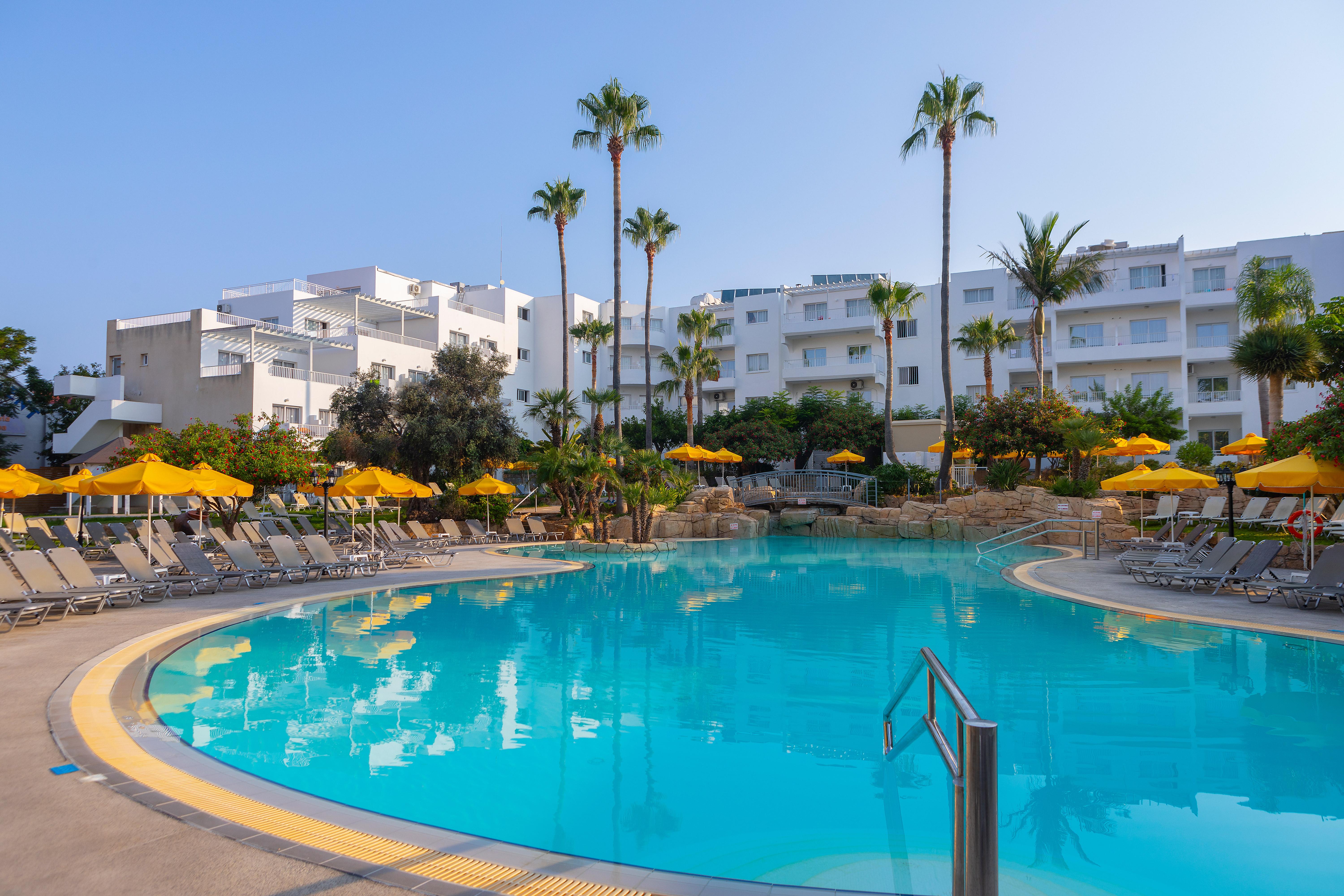 Mayfair Gardens Paphos Eksteriør bilde