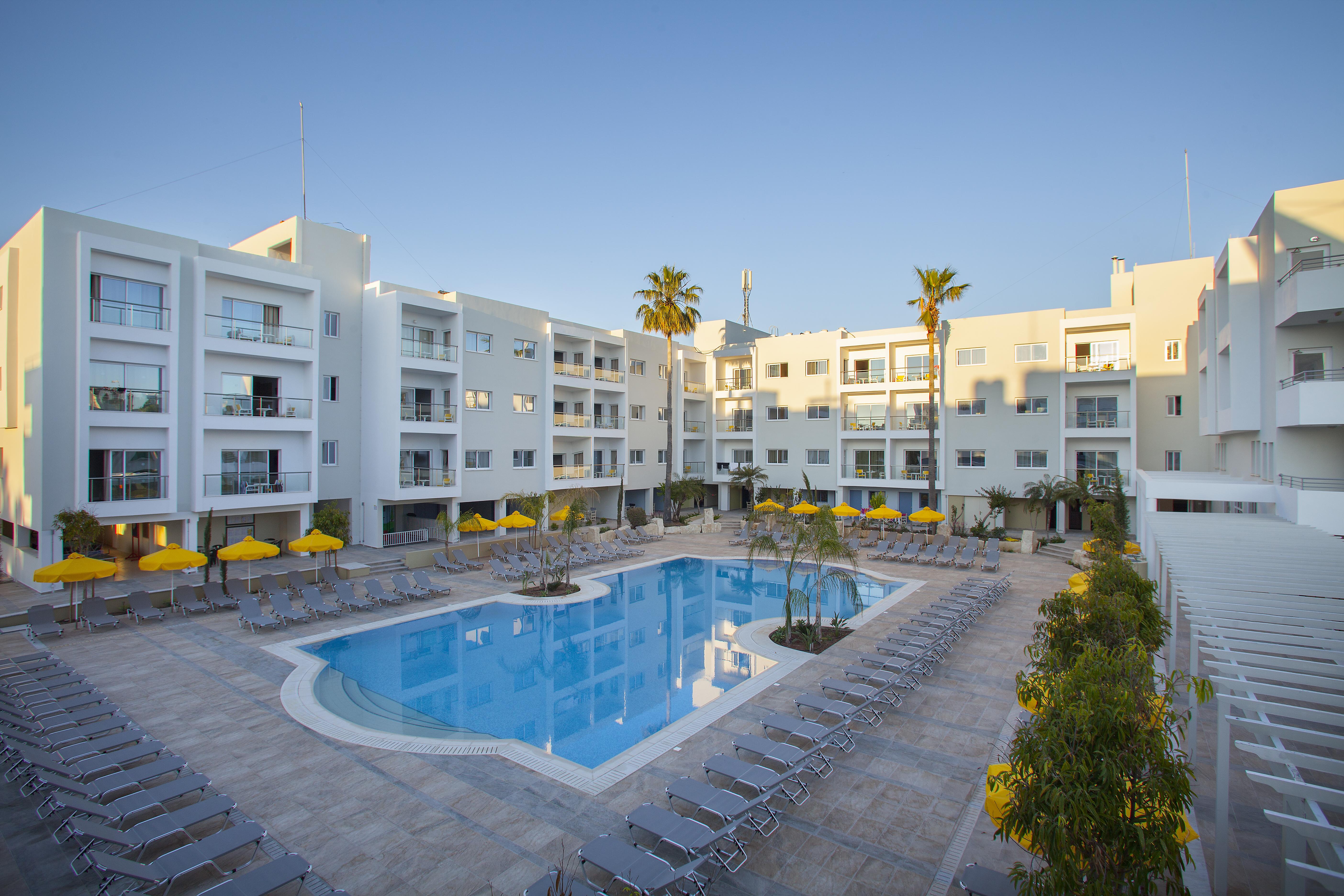 Mayfair Gardens Paphos Eksteriør bilde